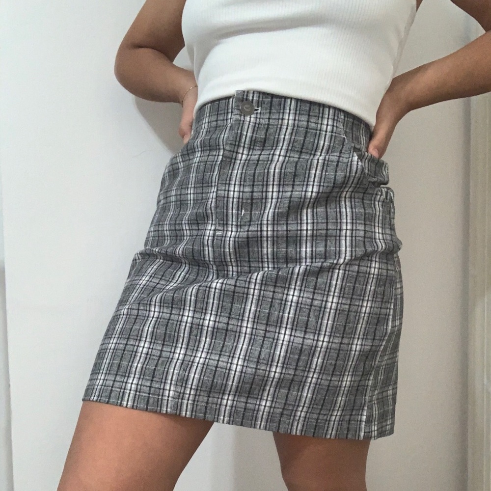 New Hollister Black/White High Waisted Plaid Skirt